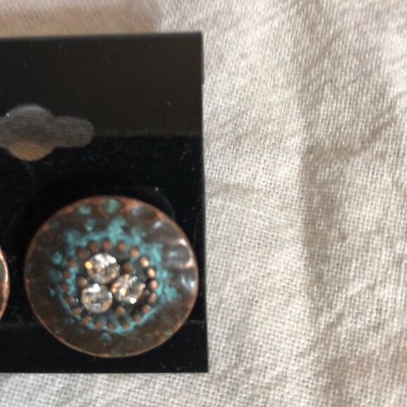 Handcrafted One of a Kind Beaten Round Copper Earrings Rhinestones NEW - Picture 3 of 7